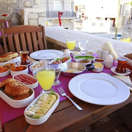 Otel Aksam Sefasi Alaçatı