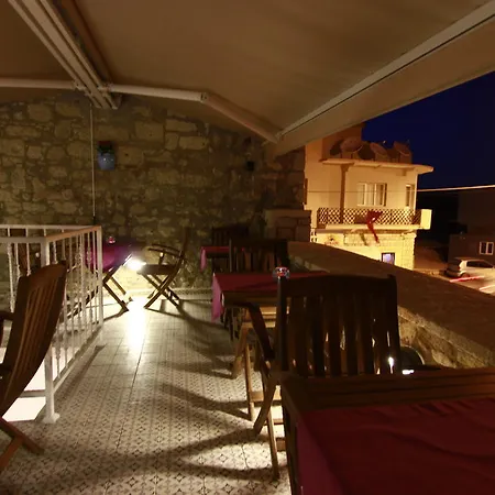 Otel Aksam Sefasi Alaçatı