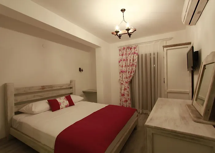 Otel Aksam Sefasi Alaçatı